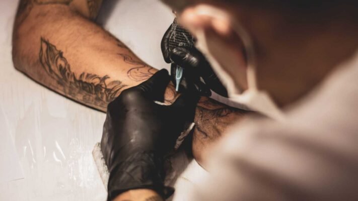 Migliori creme anestetiche per tatuaggi (Guide et Avis 2026) 2 Mejores cremas anestésicas para tatuajes (Guía 2022)